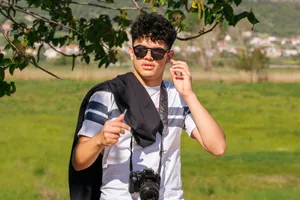 uploader-sample-image-alt-1